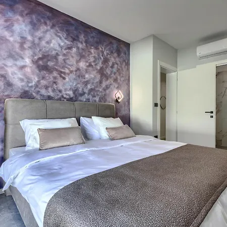 De Karlo By Interhome * Ladici