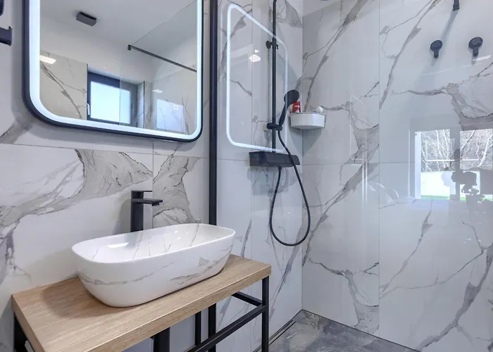 De Karlo By Interhome * Ladici