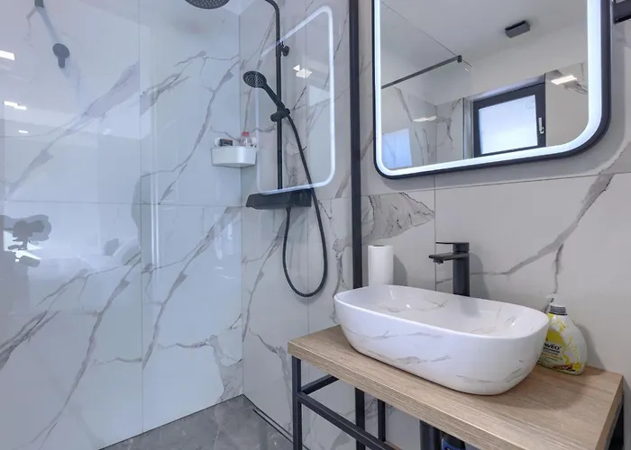Vila De Karlo By Interhome